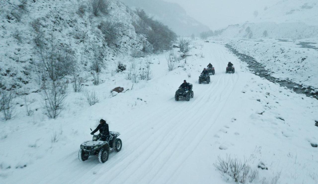 Хостел Атлантида Гудаури Экстерьер фото